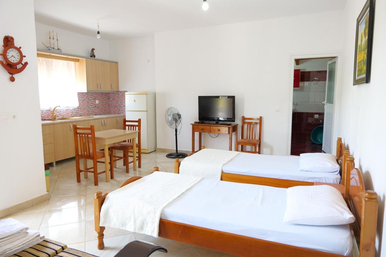 Pellumb Apartments 사밀 외부 사진